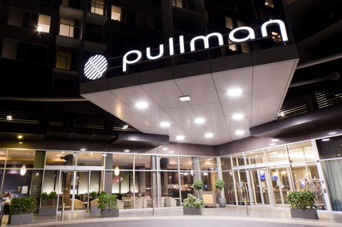 Pullman Adelaide - Holiday Adelaide 0