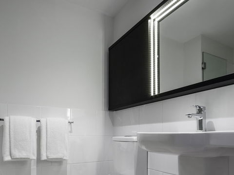 Ibis Adelaide - Holiday Adelaide 10