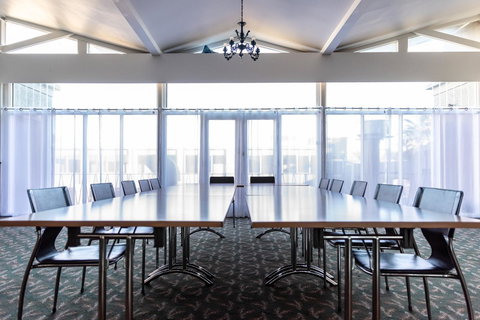 Astor Inn - Holiday Adelaide 22