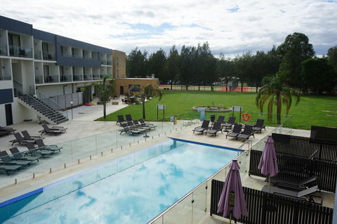 Rydges Resort Hunter Valley - Holiday Adelaide 3