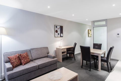 IStay Precinct Adelaide - Holiday Adelaide 17