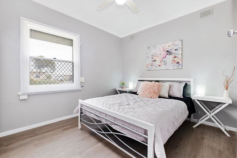 Cute And Cosy - Events, Workers, Getaways - Holiday Adelaide 3