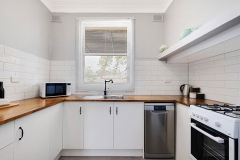 Cute And Cosy - Events, Workers, Getaways - Holiday Adelaide 9