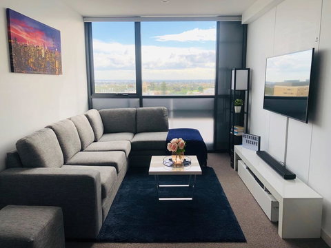 Central Escape @ Adelaide CBD - Holiday Adelaide 3