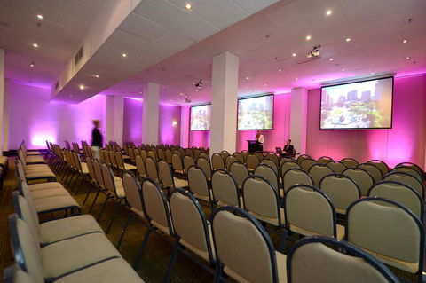 Ibis Styles Adelaide Grosvenor - Holiday Adelaide 2