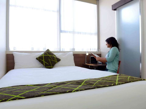 Ibis Styles Adelaide Grosvenor - Holiday Adelaide 10