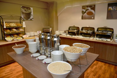 Ibis Styles Adelaide Grosvenor - Holiday Adelaide 8