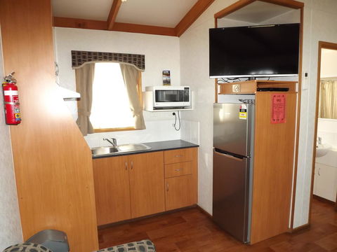 Ceduna Foreshore Caravan Park - Holiday Adelaide 14