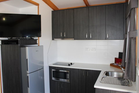 Ceduna Foreshore Caravan Park - Holiday Adelaide 1