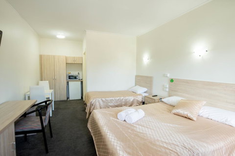 Jacksons Motor Inn - Holiday Adelaide 14