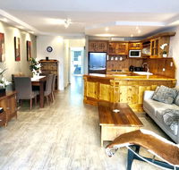 Superb Townhouse in North Adelaide - Holiday Adelaide