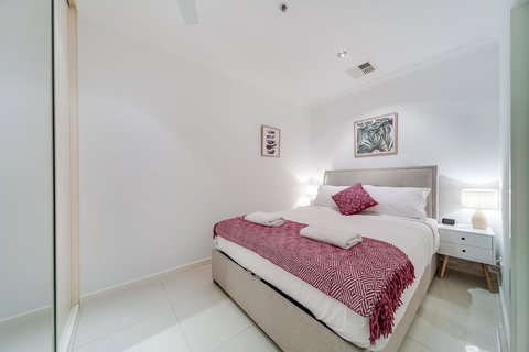 York Apartments On Grenfell - Holiday Adelaide 8