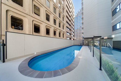 York Apartments On Grenfell - Holiday Adelaide 17