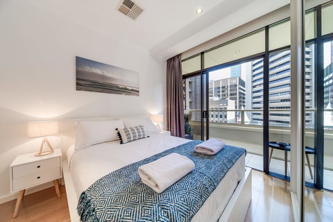 York Apartments On Grenfell - Holiday Adelaide 12