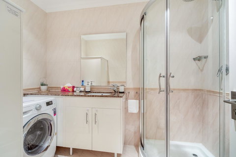 York Apartments On Grenfell - Holiday Adelaide 15