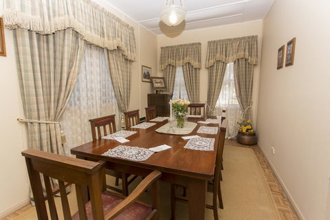 Tanunda Cottages - Holiday Adelaide 11