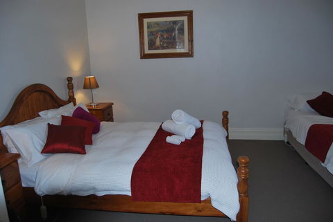 Jacaranda Cottage - Holiday Adelaide 10