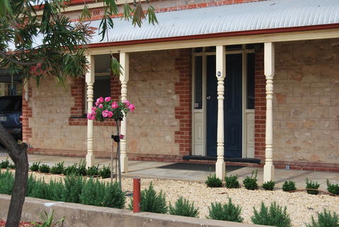 Jacaranda Cottage - Holiday Adelaide 13