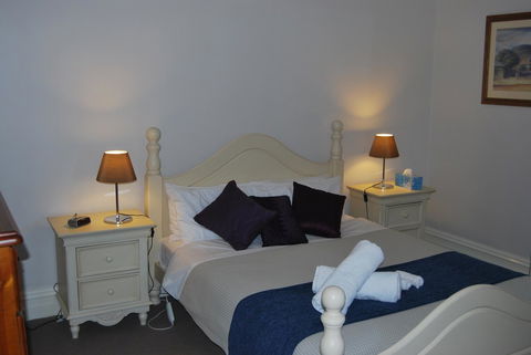 Jacaranda Cottage - Holiday Adelaide 4