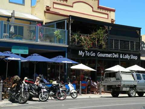 Brighton Beach House - Holiday Adelaide 15