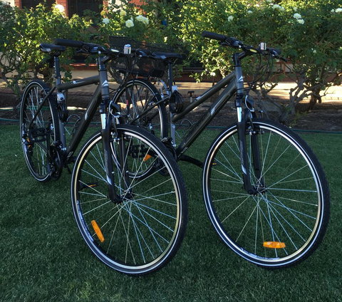 Wine And Roses Bed And Breakfast - Holiday Adelaide 7