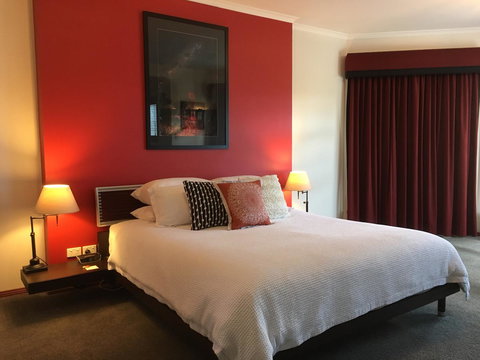 Wine And Roses Bed And Breakfast - Holiday Adelaide 28