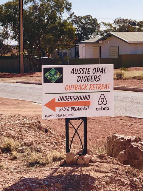Aussie Opal Diggers Outback Retreat-Undergound - Holiday Adelaide 24