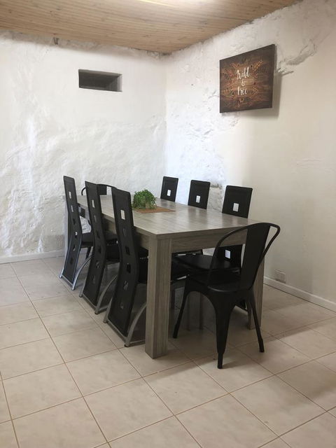 Aussie Opal Diggers Outback Retreat-Undergound - Holiday Adelaide 15