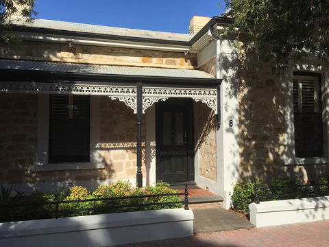 8 Osborne - Holiday Adelaide 0