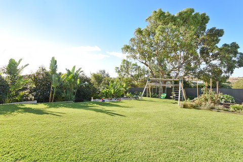 Lavina Luxury Beach House - Holiday Adelaide 4