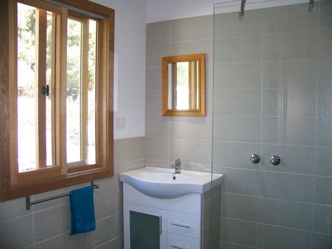 Mallee Bark Retreat - Holiday Adelaide 8
