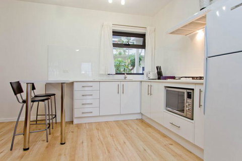 Atlantic West Beach Apartments - Holiday Adelaide 17