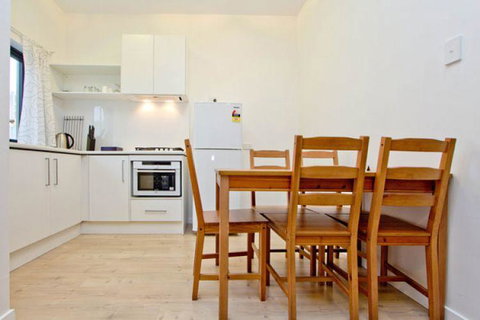 Atlantic West Beach Apartments - Holiday Adelaide 18