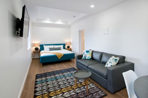 Loxton Courthouse Apartments - Holiday Adelaide 1