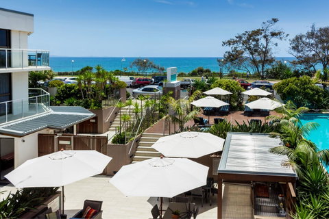 Bayview Beachfront Apartments, In Town Right On The Beach - Holiday Adelaide 11