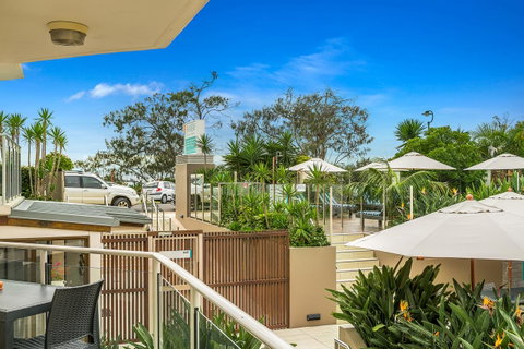 Bayview Beachfront Apartments, In Town Right On The Beach - Holiday Adelaide 13