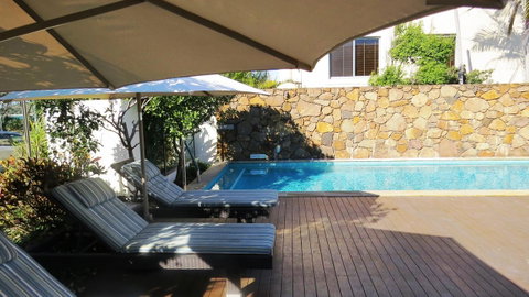 Bayview Beachfront Apartments, In Town Right On The Beach - Holiday Adelaide 19