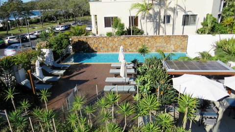Bayview Beachfront Apartments, In Town Right On The Beach - Holiday Adelaide 20