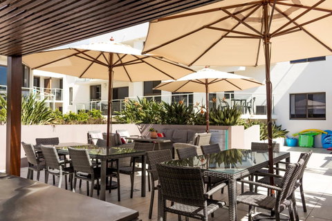 Bayview Beachfront Apartments, In Town Right On The Beach - Holiday Adelaide 25