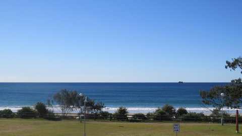 Bayview Beachfront Apartments, In Town Right On The Beach - Holiday Adelaide 28