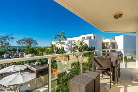 Bayview Beachfront Apartments, In Town Right On The Beach - Holiday Adelaide 21