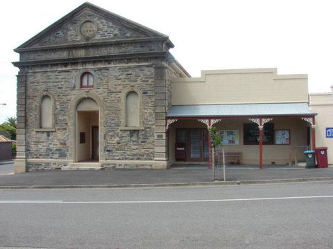 Trafalgar Premium Vintage Suites - Holiday Adelaide 27