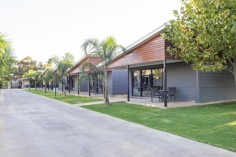 Paringa Resort - Holiday Adelaide 4