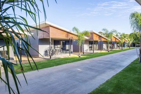 Paringa Resort - Holiday Adelaide 2