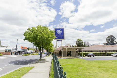 Bathurst Motor Inn - Holiday Adelaide 22