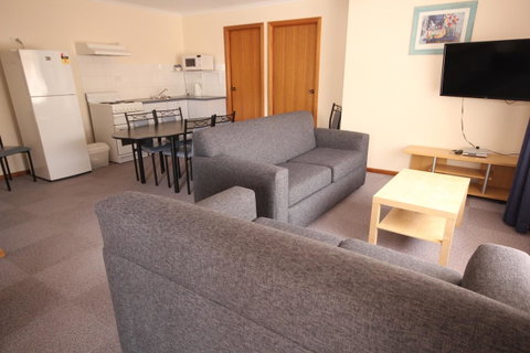 Port Vincent Motel & Apartments - Holiday Adelaide 15