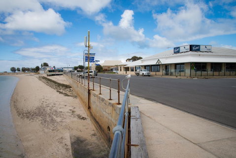 Port Vincent Motel & Apartments - Holiday Adelaide 36