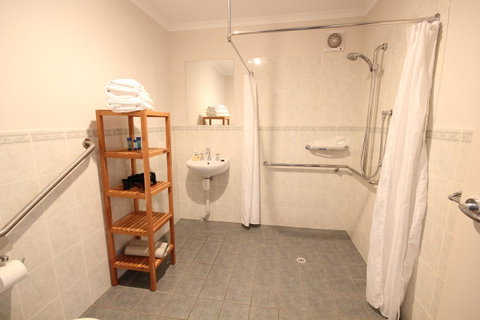 Port Vincent Motel & Apartments - Holiday Adelaide 6
