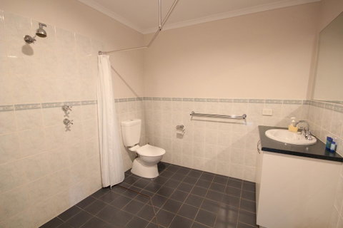 Port Vincent Motel & Apartments - Holiday Adelaide 10