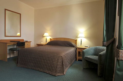 Loxton Community Hotel Motel - Holiday Adelaide 28